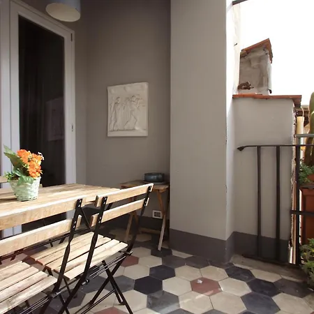 Navona Terrace 2br House Apartment